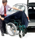 Abdeckplane für Falt-Rollstuhl gefaltet